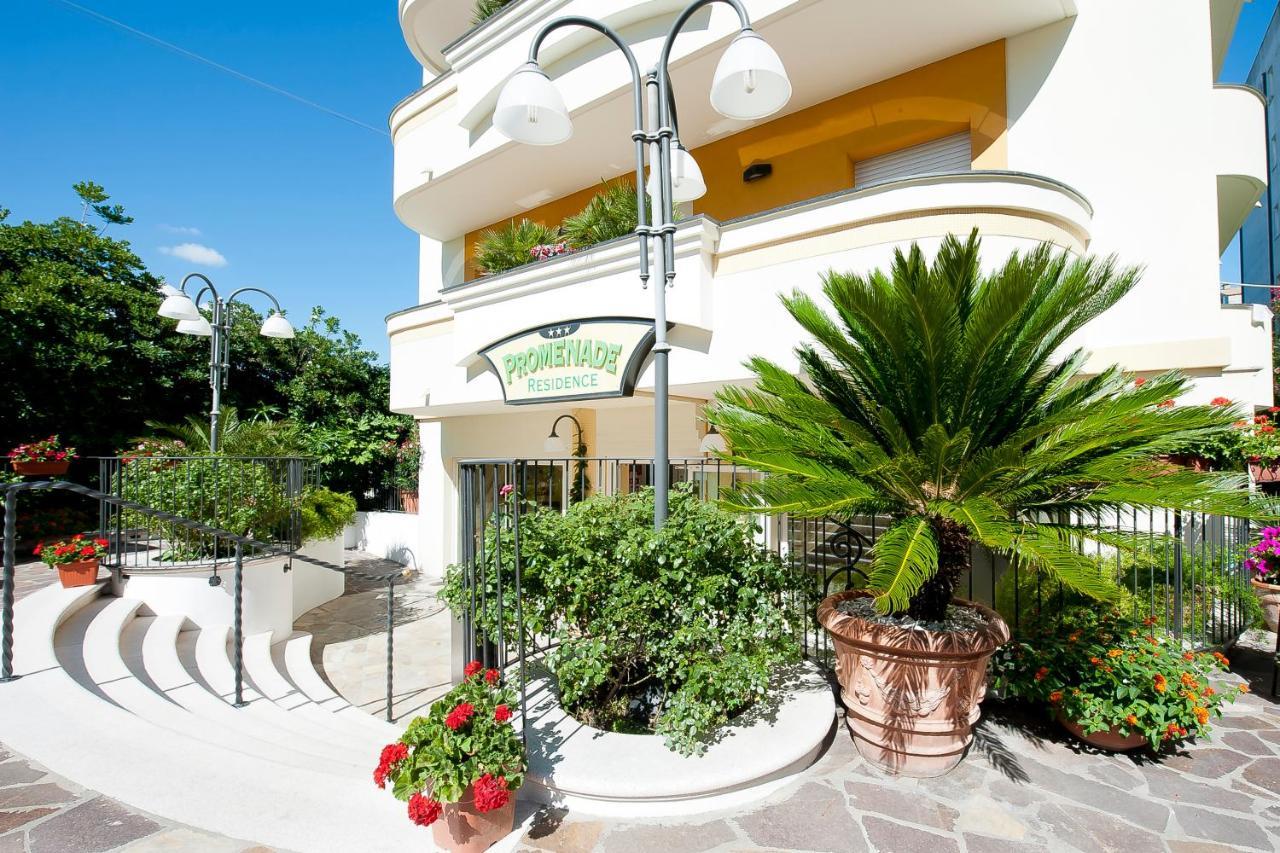 Promenade Aparthotel